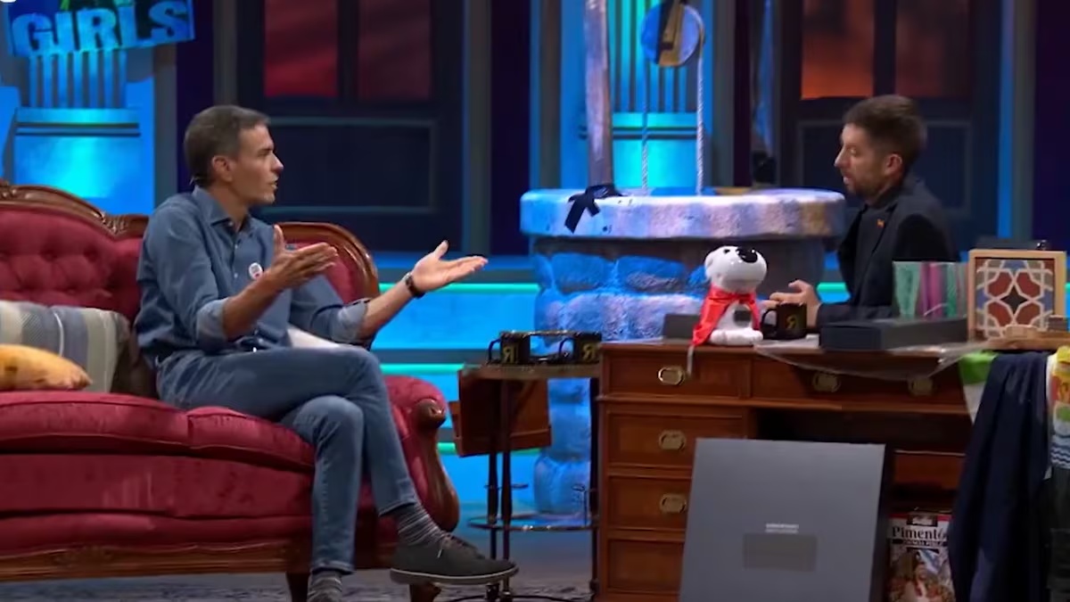Pedro Sánchez y David Broncano en La Revuelta